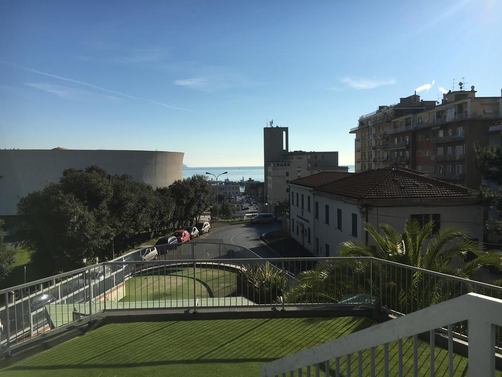 Hotel Hh Il Gabbiano La Spezia Exterior foto